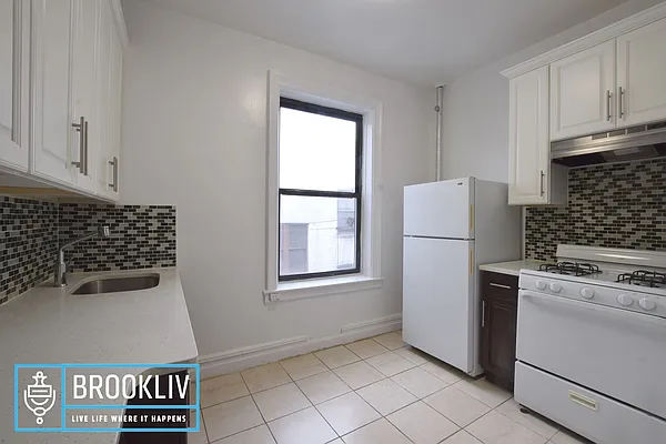 Rented by null | media 28