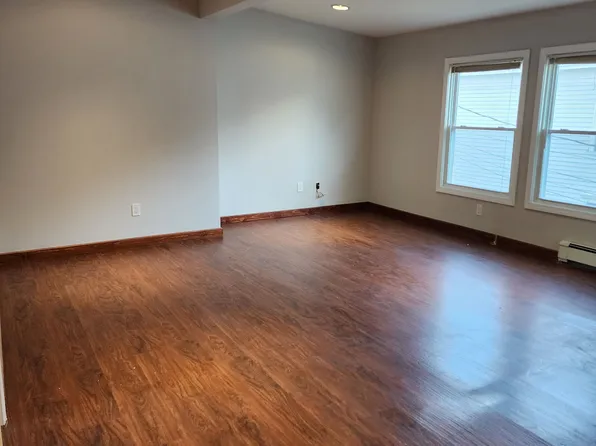130 Hampshire St #5, Auburn, ME 04210