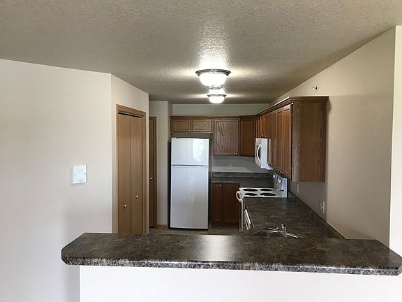 3rd image of 3720 Tiverton Ct Unit 205