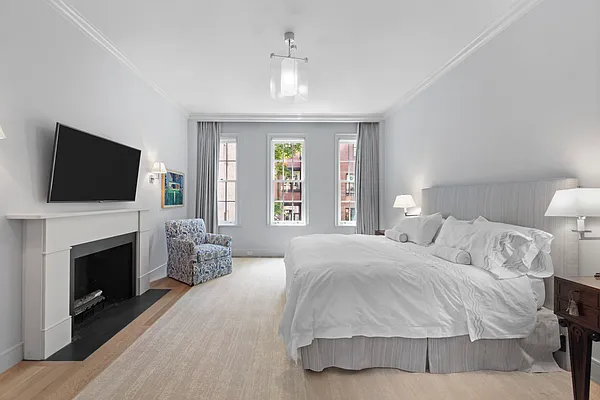 Sold by Kleier Residential | media 13