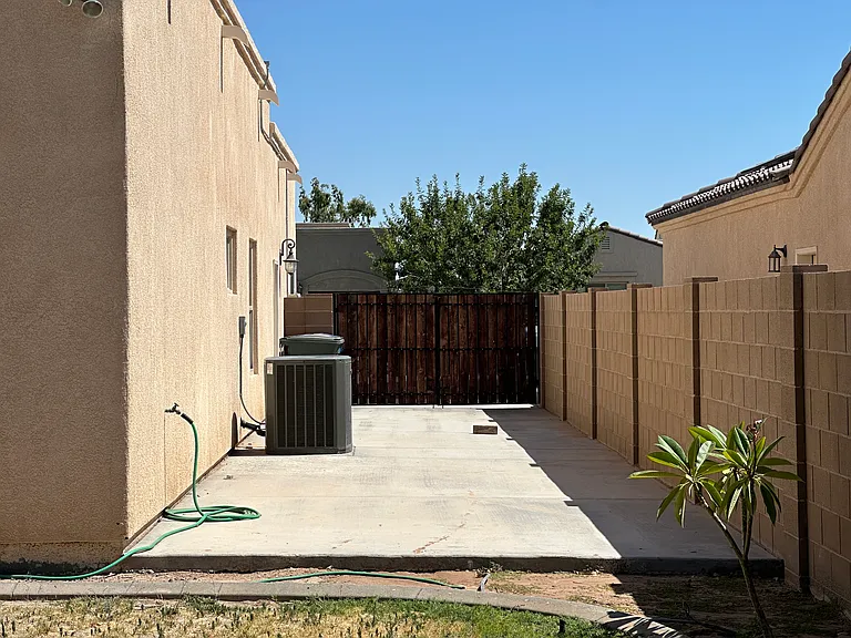 5688 E 39th Pl — Photo 24