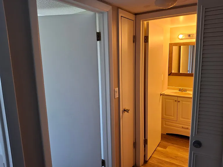 510 70th Ave #7 — Photo 7