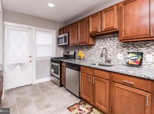 1518 Oakridge Rd, Baltimore, MD 21218