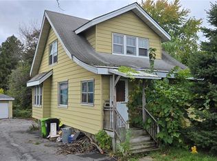 1905 Brewerton Rd, Syracuse, NY 13211