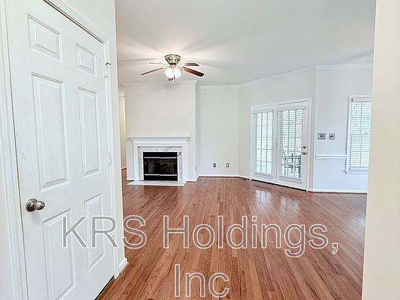 5th image of 4103 Branchwood Dr