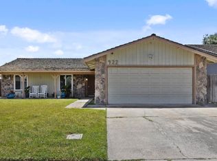 922 Sunnyoak Way, Stockton, CA 95209