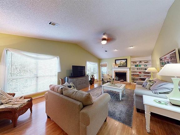 5th image of 6391 Lake Charlene Ln