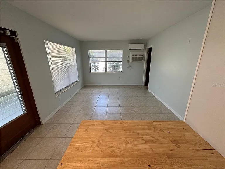 215 Park Blvd S #A — Photo 6