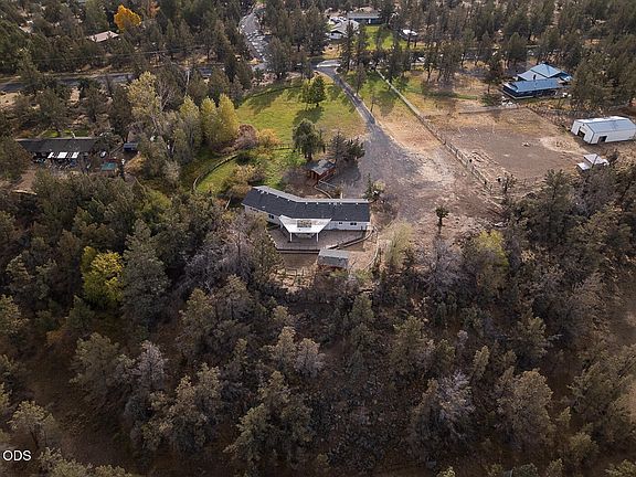 2nd image of 3915 NW 21st St