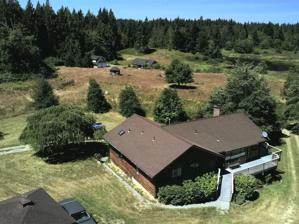 6255 Turkey Hill Road, Clinton, WA 98236