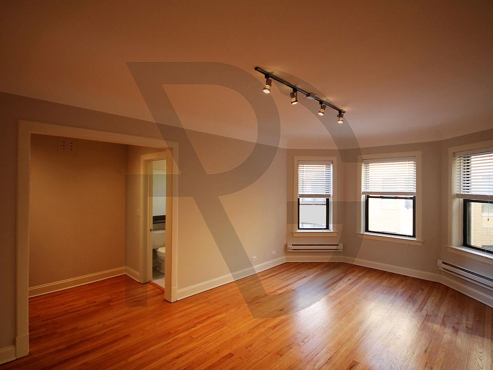 1st image of 2317 N Rockwell St #Ea2