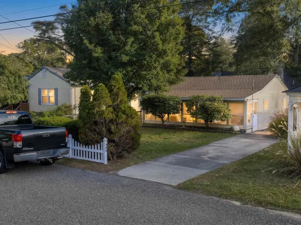 430 Hollywood Rd, Villas, NJ 08251