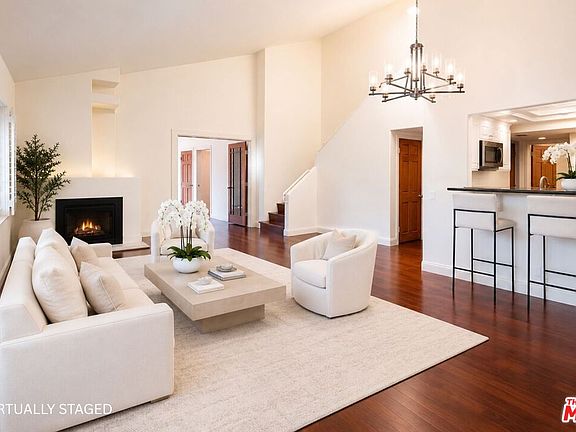3rd image of 16040 W Sunset Blvd Unit 308