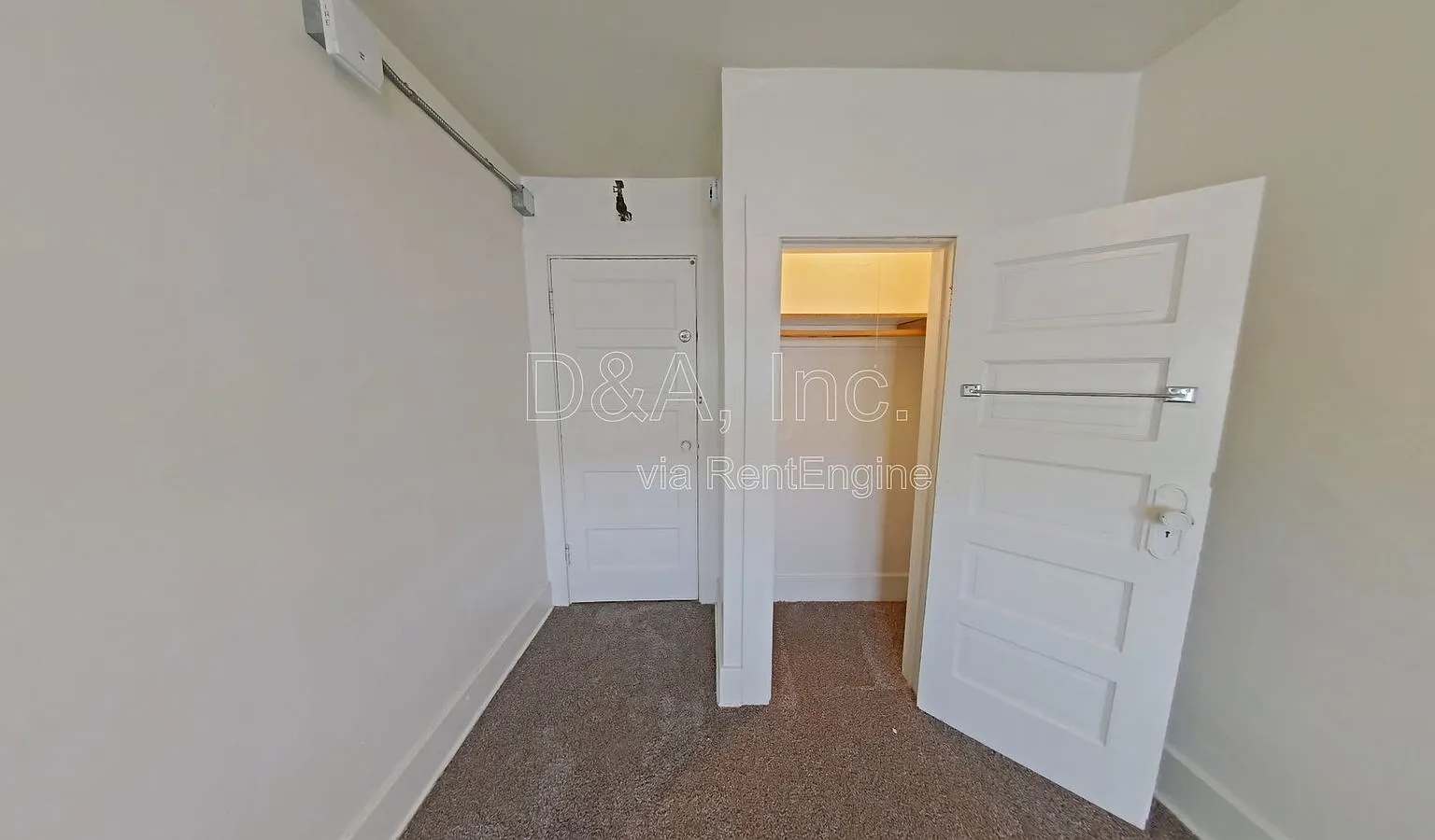 1 bed, 1.0 bath, 140 sqft, $525 — Photo 3