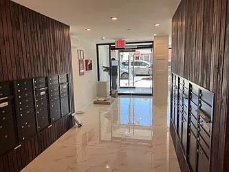 Rented by R New York