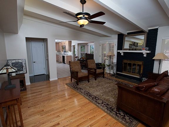 Hearth room