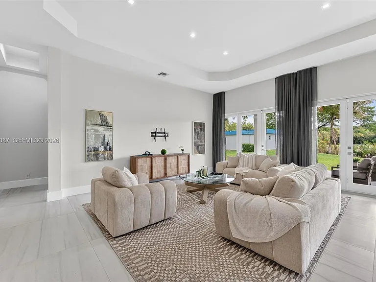 2400 SW 112th Ave — Photo 25