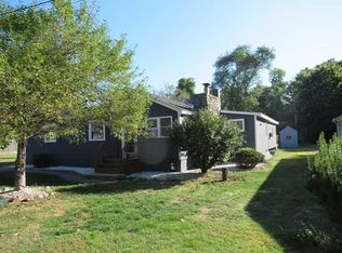 2 Long Dr, Dracut, MA 01826