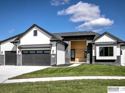 2504 N 187th Cir, Elkhorn, NE, 68022