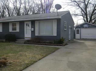 1010 Oakcrest St SW, Wyoming, MI 49509