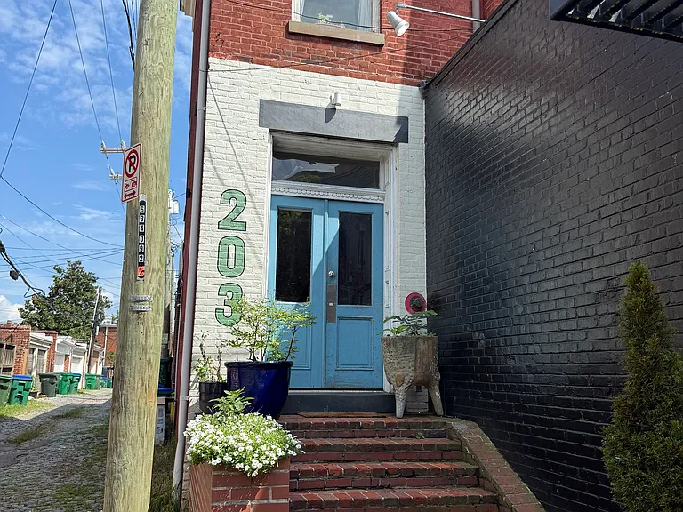 203 N Lombardy St #2 — Photo 4