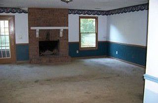 5th image of 55 Salem Meadow Dr