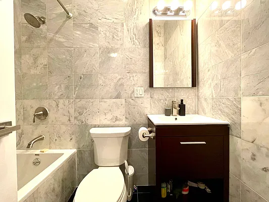 Rented by Oxford Property Group | media 21