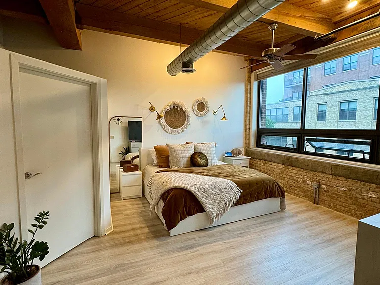 234 E Reservoir Ave #303 — Photo 27