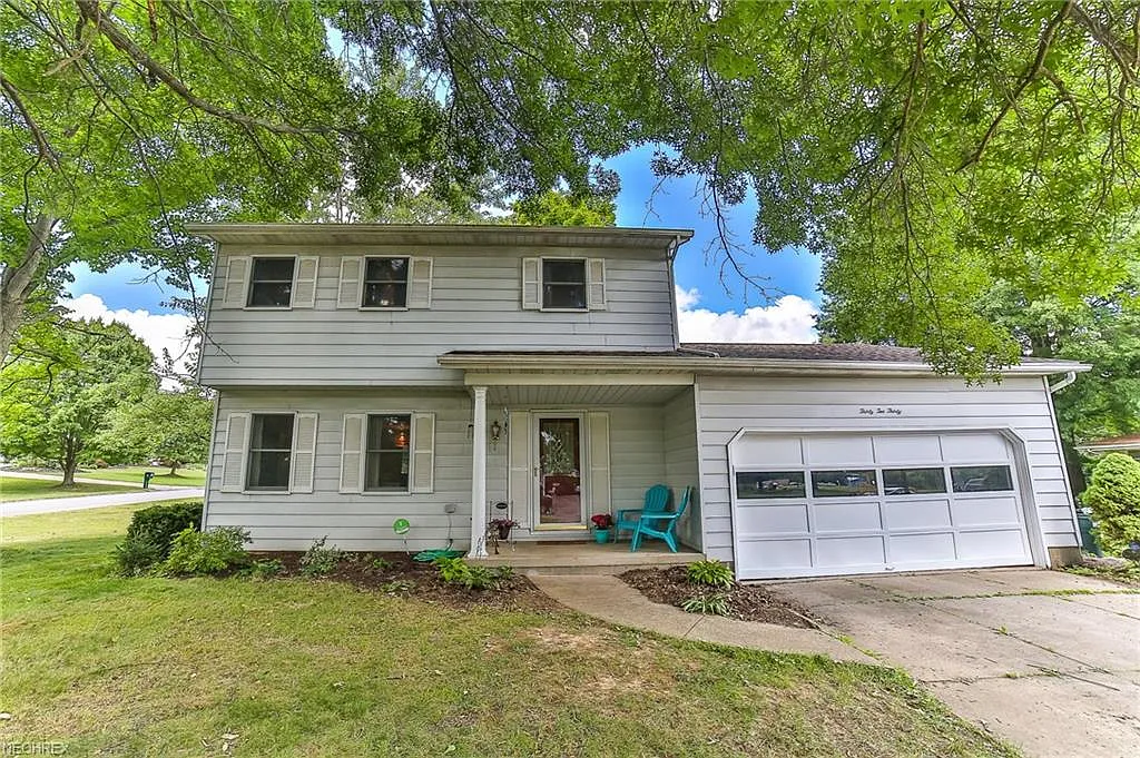 3230 Longwood Rd photo 1