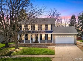 1888 Willow Oak Dr, Saint Charles, MO 63303