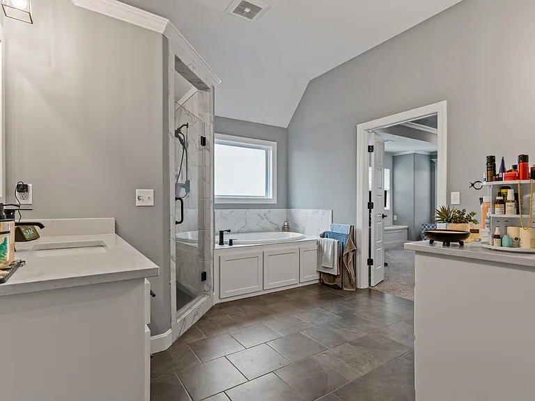 8010 W 166th Ter — Photo 25