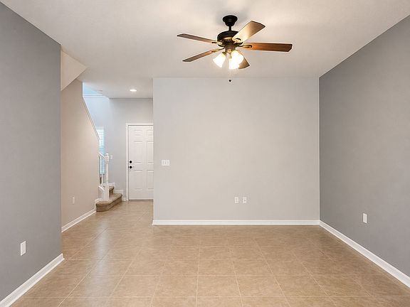 2nd image of 5602 Rutherford Pl