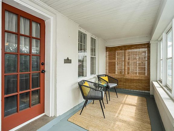 3rd image of 5303 S Kingshighway Blvd