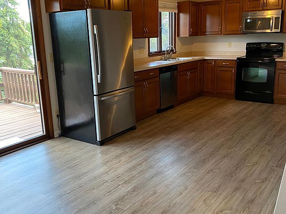 5th image of 22 Lower Hill Ln