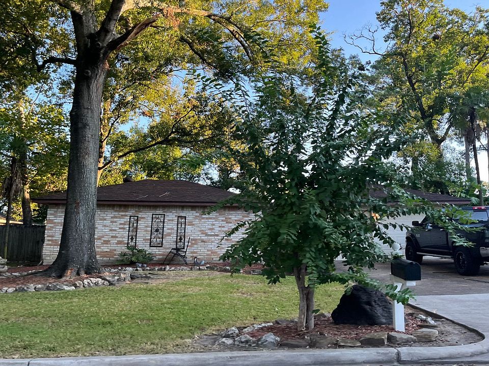1st image of 410 Petrel Ct