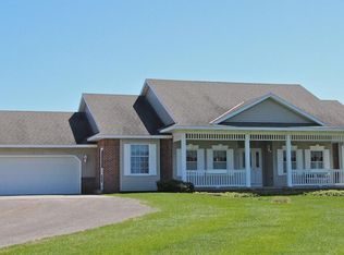 2485 62nd St, Fennville, MI 49408