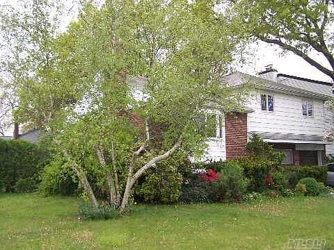 1st image of 270 Oconnell St