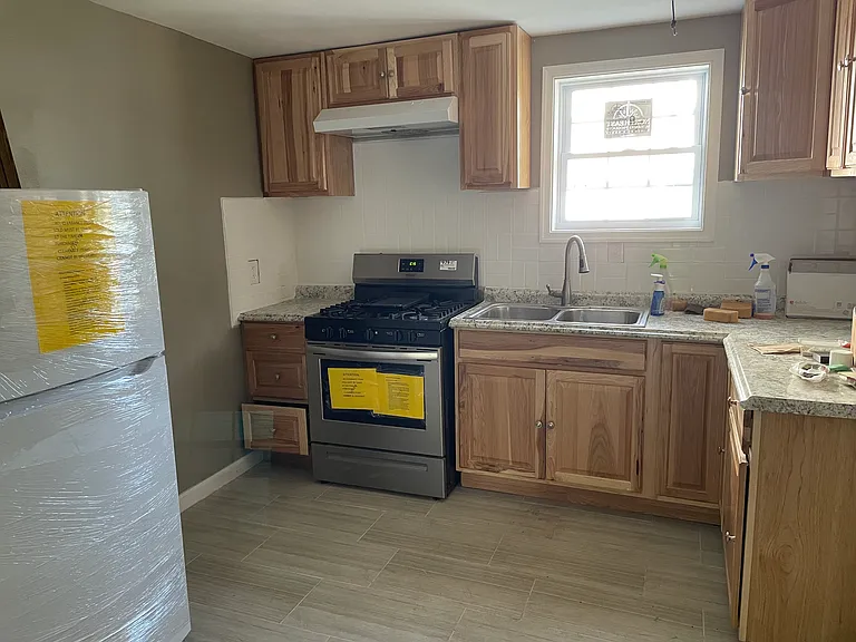 10134 Guilford Rd — Photo 5