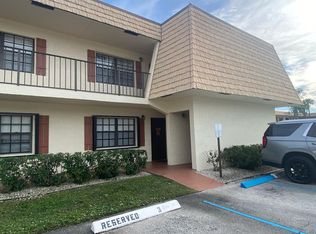 4199 Oak Terrace Dr, Greenacres, FL 33463