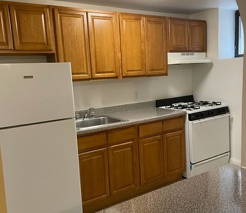 2nd image of 6 Locust Hill Ave #B