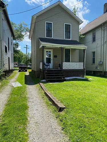29 Neil St Photo 1