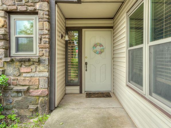 3701 Summer Cloud Dr, Edmond, OK 73013