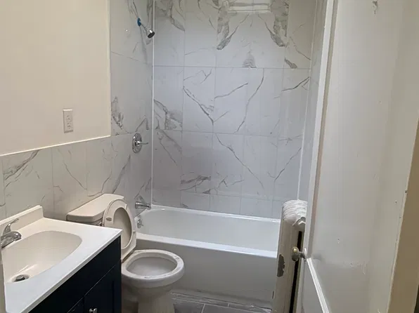 80 Springton Rd, Upper Darby, PA 19082