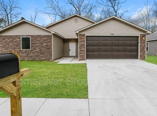 226 Iris St, Haskell, AR 72015