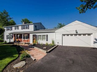 6 Pine Ridge Rd, Poughkeepsie, NY 12603