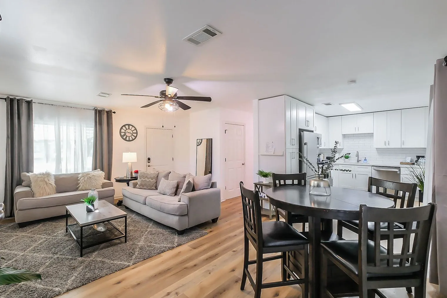 3 bed, 2.0 bath, 1248 sqft, $3,003 — Photo 1