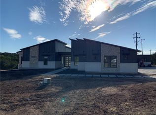 100 Saddle Ln, Liberty Hill, TX 78642