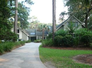 24 Twin Pines Rd, Hilton Head Island, SC 29928