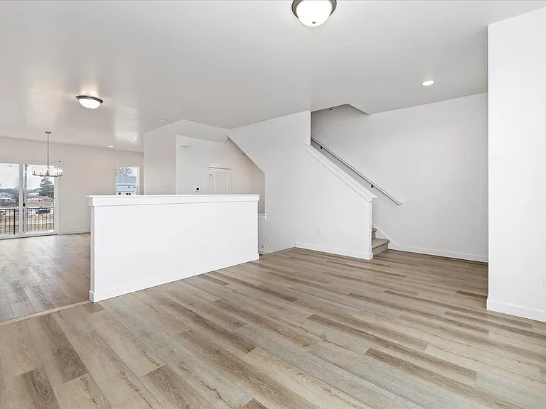 1630 N Mumbarto Ln — Photo 20