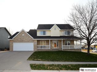 16119 Monroe St, Omaha, NE 68135